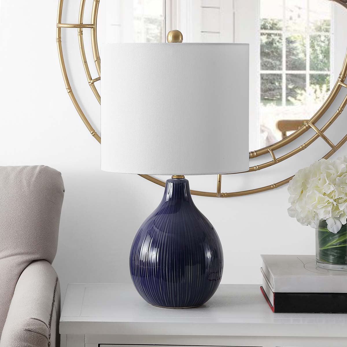 Calrus Table Lamp | Safavieh - TBL4385
